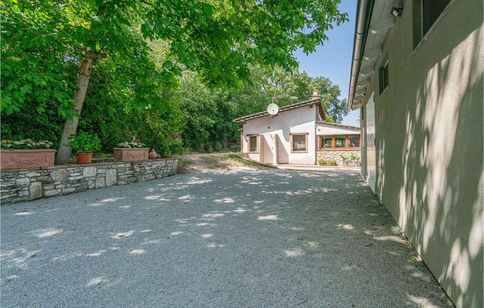 Lovely Home In Orte With House A Panoramic View Exterior photo