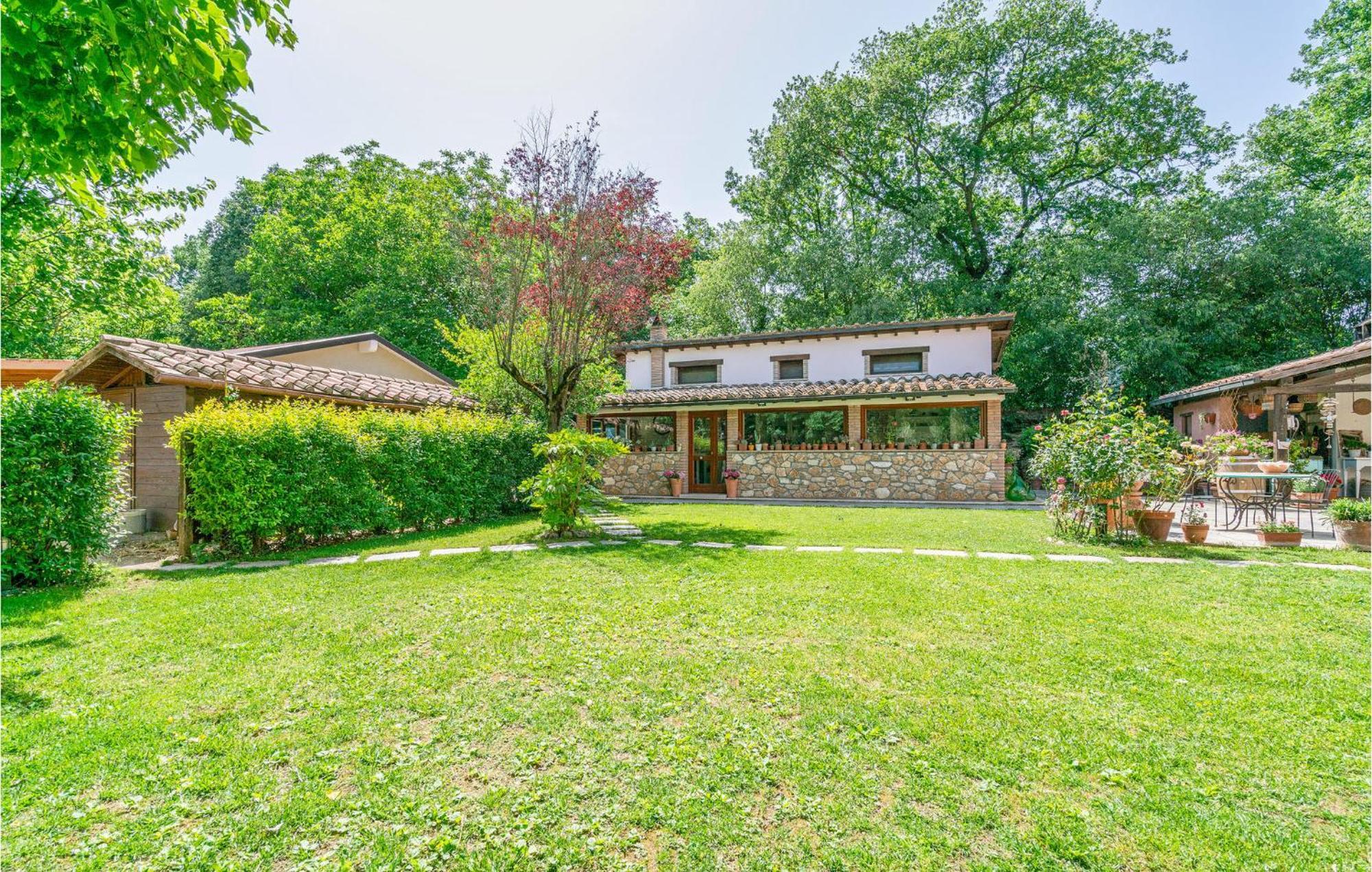 Lovely Home In Orte With House A Panoramic View Exterior photo